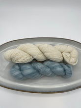 Load image into Gallery viewer, Chelsea in Paris Yarn Kit
