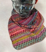 Load image into Gallery viewer, Shift Cowl Yarn Kit
