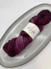 Load image into Gallery viewer, Fleur de Stitch&#39;d Nouveau
