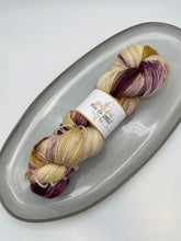Load image into Gallery viewer, Fleur de Stitch&#39;d Nouveau

